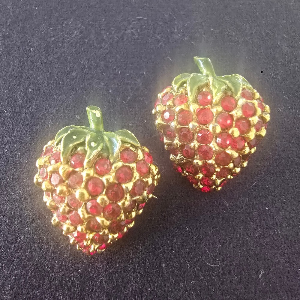 Vintage Red Rhinestone Strawberry Brooch Pins Gold Tone Enamel Fruit Set of 2